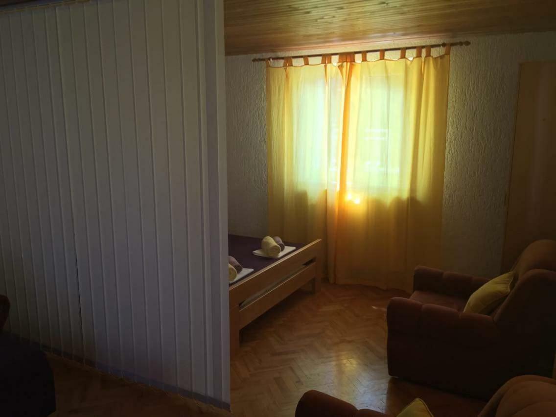 Apartman Lori Novi Vinodolski Eksteriør billede